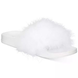 Bridal flip flops white feathers